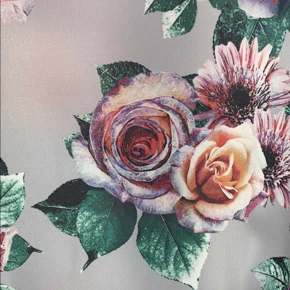 Zara Bodycon Floral Dress - Picture 4 of 5